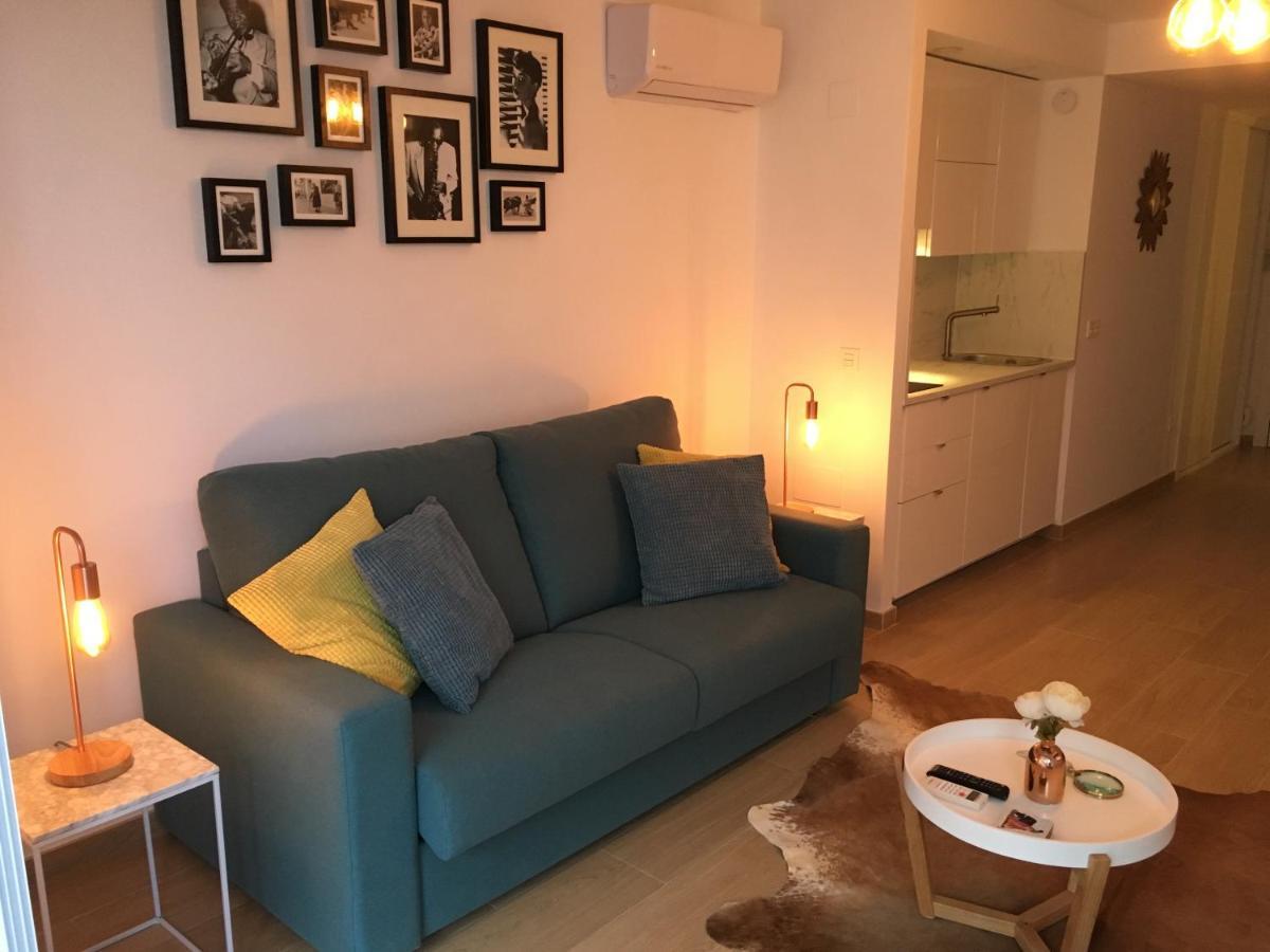 La Roca Chica First Line Bajondillo Nice&cosy * Torremolinos